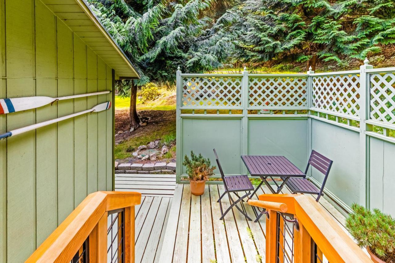 Tall Cedars Cabin By The Water Eastsound Exterior photo